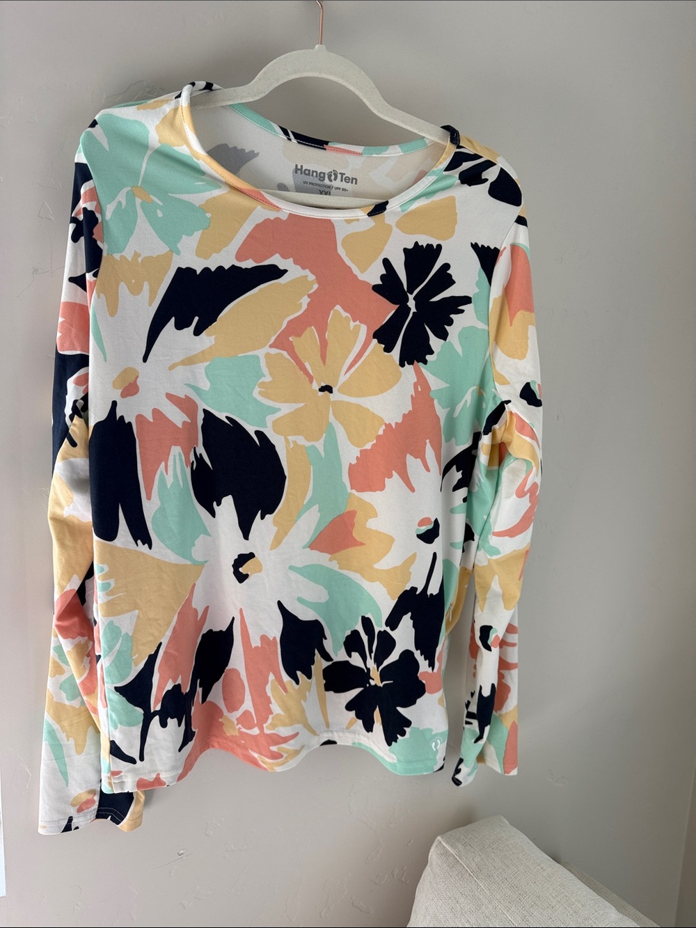 Hang Ten Women's UPF Long-Sleeve Floral Tee in Navy, Mint, Coral, Yellow XXL